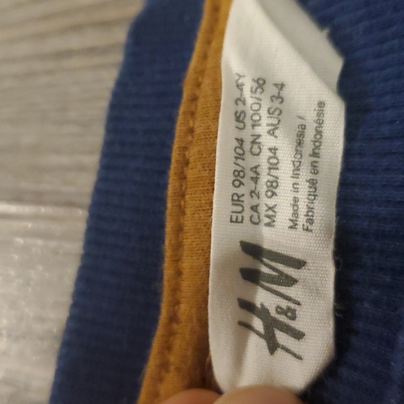 💚 H&M | Toddler Crewneck Sweater | Blue | 2-4 Years - Picture 2 of 2